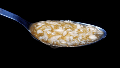 the-benefits-of-eating-garlic-and-honey-on-an-empty-stomach