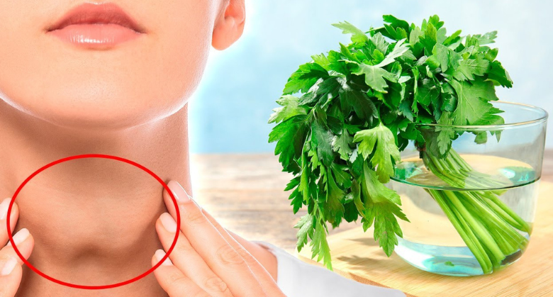 6-easy-steps-to-naturally-heal-your-thyroid-with-parsley-and-more