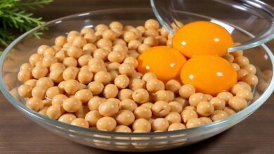 chickpeas-and eggs:-a-protein-rich,-meat-free-alternative