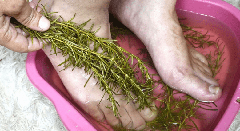 soothe-your-joint-and-foot-pain-naturally-with-a-rosemary-soak