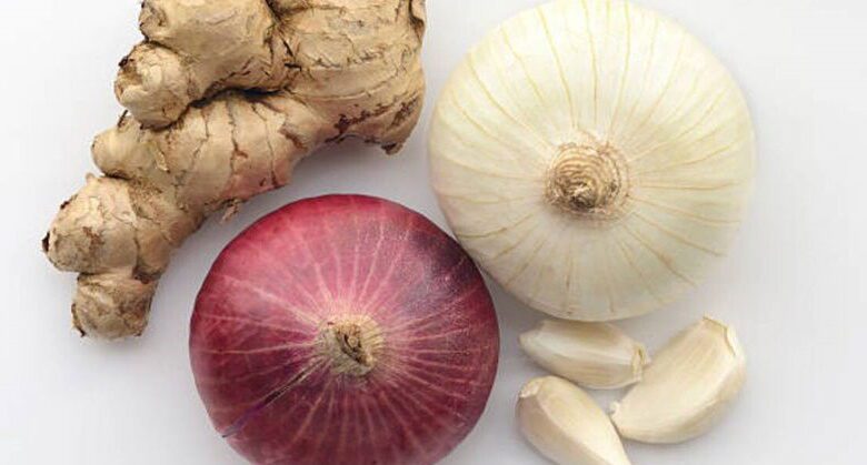 get-one-big-onion,-garlic,-and-ginger-–-see-what-happens-when-you-store-them-properly!