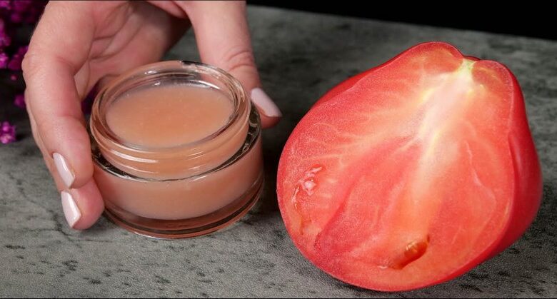 natural-collagen-boosting-tomato-face-mask:-a-recipe-for-youthful-skin-at-65