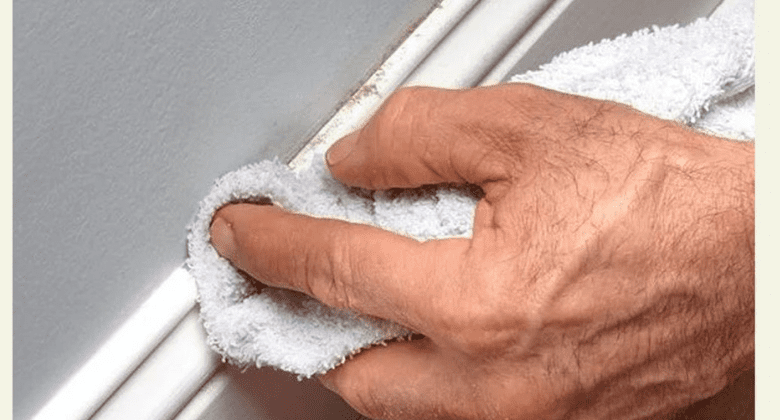 how-to-clean-baseboards