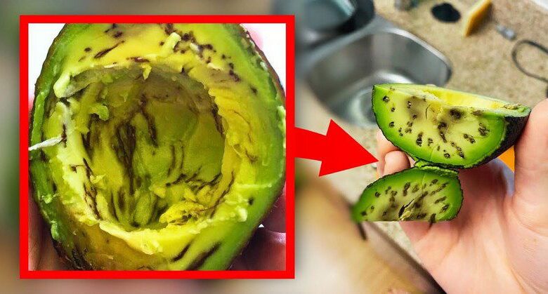 if-your-avocado-has-these-dark-spots,-don’t-throw-it-away!