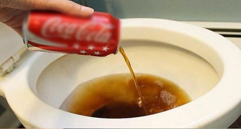 pour-a-drop-of-coca-cola-into-the-toilet,-the-result-may-surprise-you