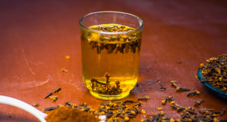 drink-clove-water-for-30-days-and-experience-these-8-amazing-benefits